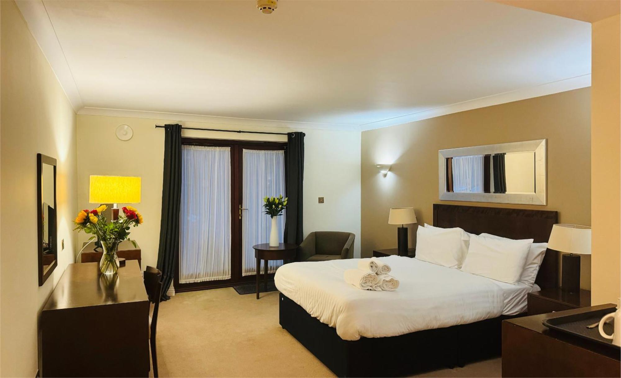 Hustyns Hotel Saint Wenn Exterior photo